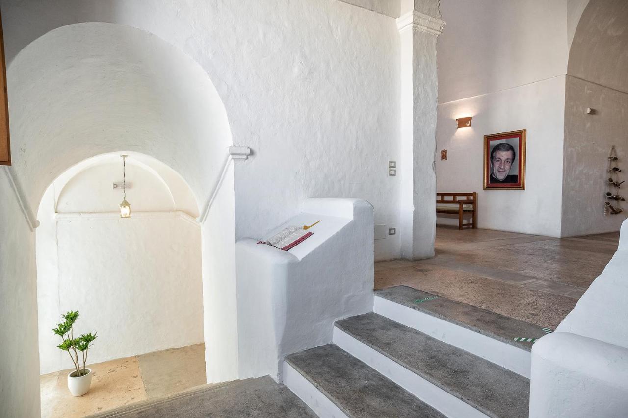 Casa della Convivialità don Tonino Bello Alessano Esterno foto